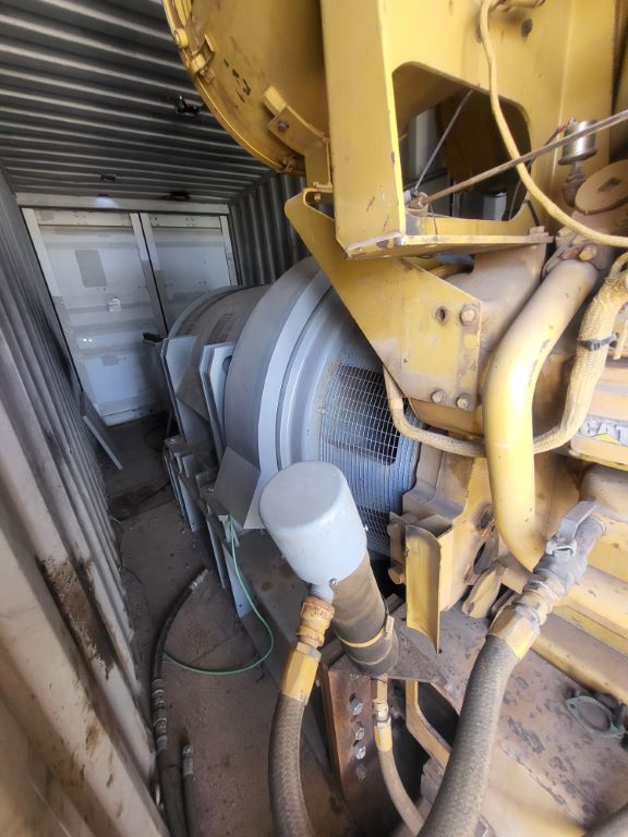 2500 KW, 1800 RPM, Marathon Electric Magna Power AC generator end, 4160 Volts - Image 2