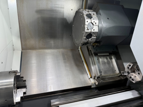 Haas #DS-30Y, 3-Axis CNC Lathe, 31.7" swing, 23" machining length, 18" turning diameter, 8" chuck, 2" bar, 30 - Image 6