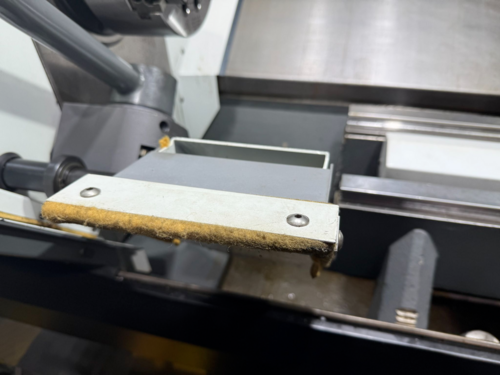 Haas #DS-30Y, 3-Axis CNC Lathe, 31.7" swing, 23" machining length, 18" turning diameter, 8" chuck, 2" bar, 30 - Image 9