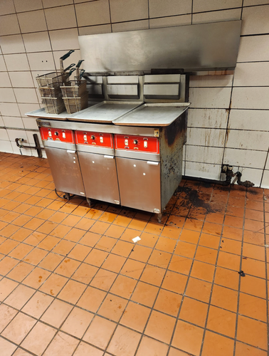 Vulcan, Commercial Fryer, 3 Section - Image 2