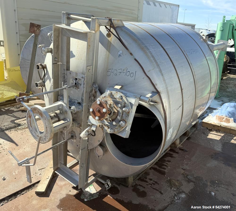 800 gallon, Tank, Single Wall, Dome Top & Bottom, Stainless Steel - Image 2