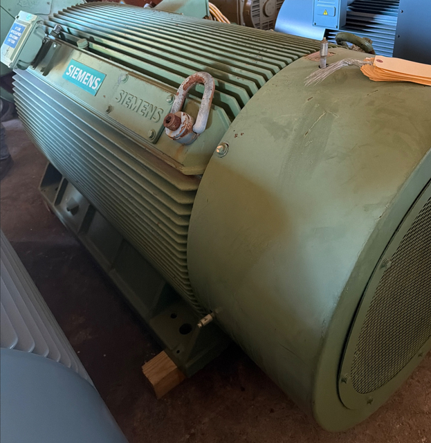 1200 HP 1194 RPM Siemens, Frame 788S, TEFC, Ball, 1.15 service factor, 575 Volts, Rebuilt with warranty - Image 2