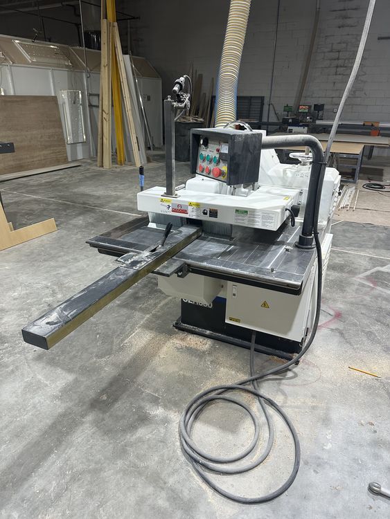 Ironwood #SLR330, straight line rip saw, 10" blade, 1" arbor, 43" x 63" table, 15 HP - Image 2