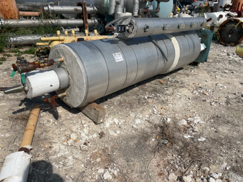 125 gallon RVS, Vertical Subcooler, 20" diameter x 96" length, 350 psi @ 300°F, 9" suction inlet/outlet, 2009 - Image 3