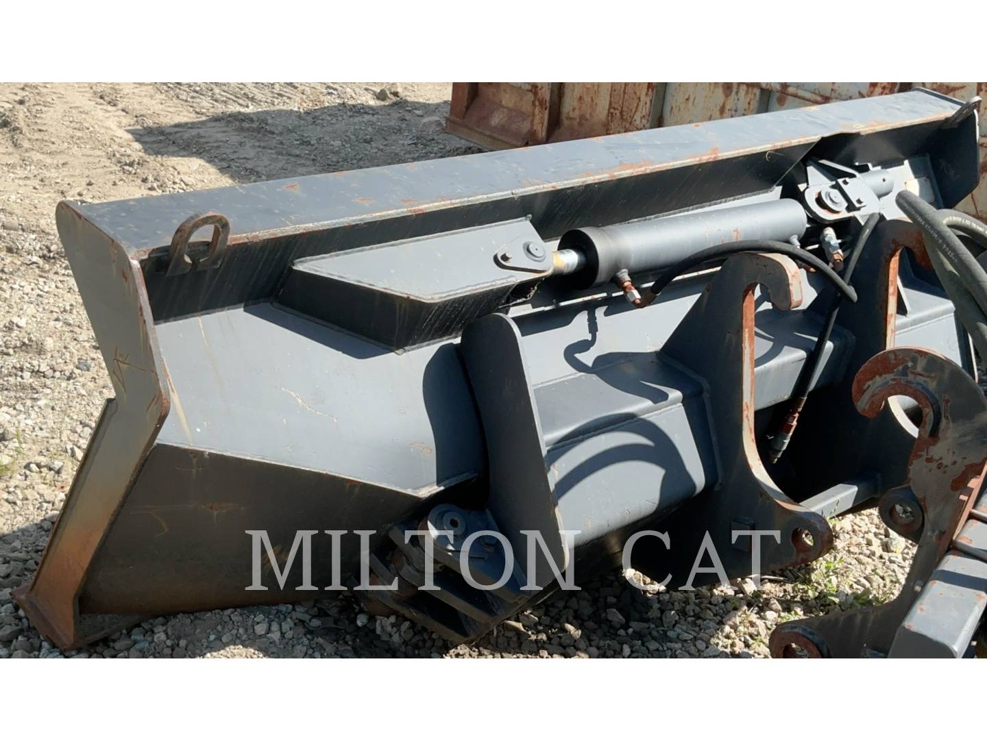 Caterpillar BHL 1.25 CYD SIDE DUMP BUCKET, Bucket, S/N: GD11051, 1992 - Image 4
