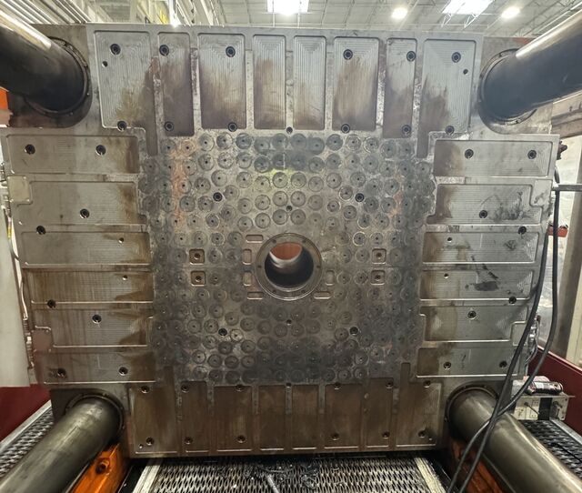 99-1/2" x 82" Staubli #K34049520, Mold Plate, 2021 - Image 3