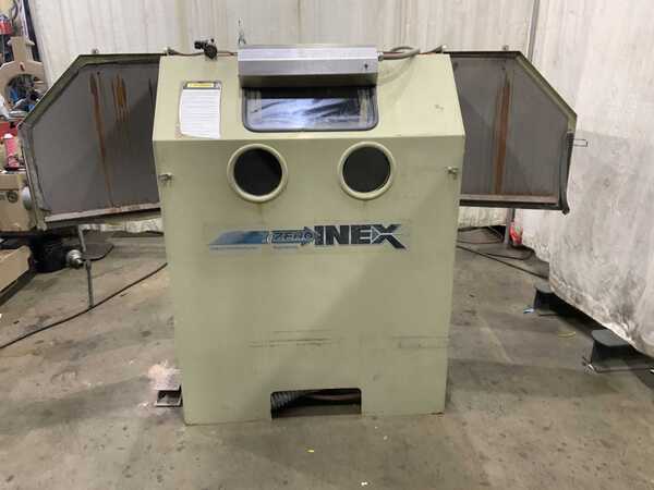 Clemco #CAB-INEX-3048R-300-CDC, sandblast cabinet, dual door opening, 2 gloves, 2017 - Image 5