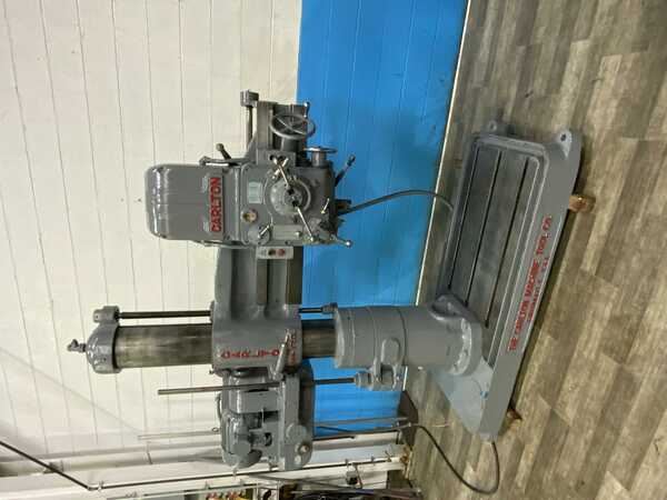 3' -9" Carlton #1A, radial drill, 41" x 30" T-slotted base area, power column clamp, power elevation, 5 HP - Image 2