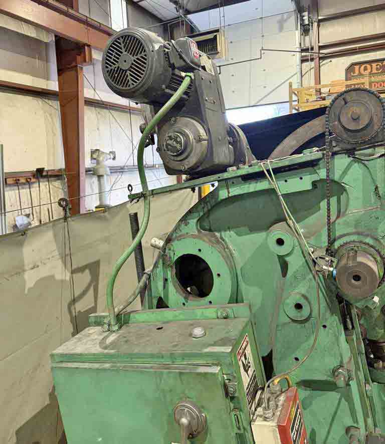 60 Ton, Niagara #A-4, OBI press, 4.5" stroke, 13.5" Shut Height, 3" adj., 90 SPM, 32" x31" bed, air clutch & - Image 8
