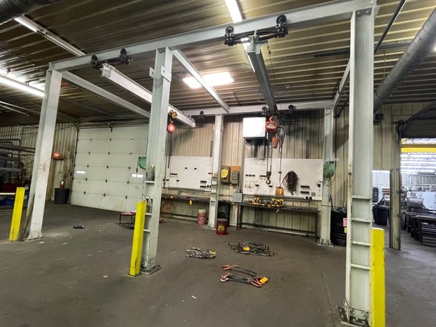 2 Ton, Freestanding Bridge Crane - 8' L x 10' width x 12' T (Already Taken Down) - Image 2