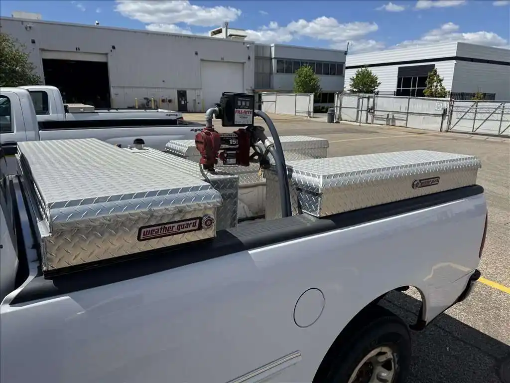 Ford #F-250, pickup truck, 2 wheel drive, 3/4 ton capacity, approx 55000 miles, 1997 - Image 3