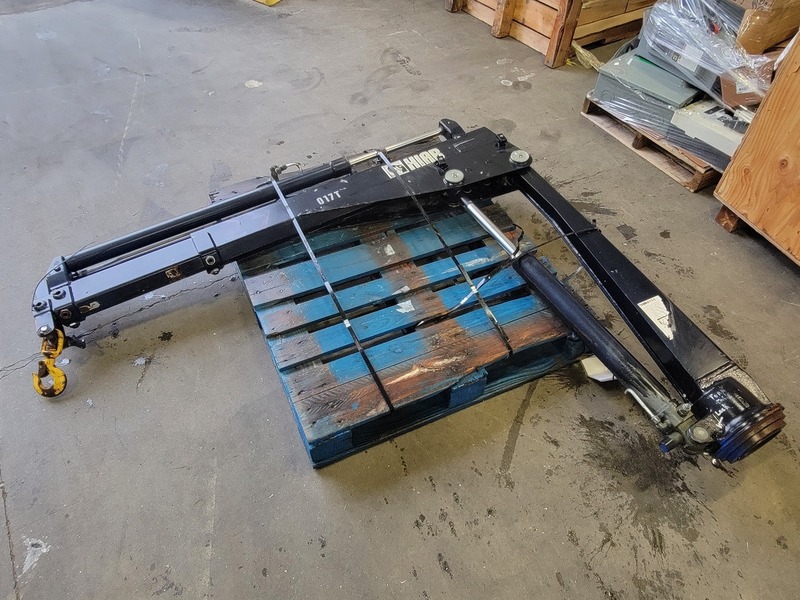 HIAB #017T-2, truck mounted loading crane, new surplus - Image 3