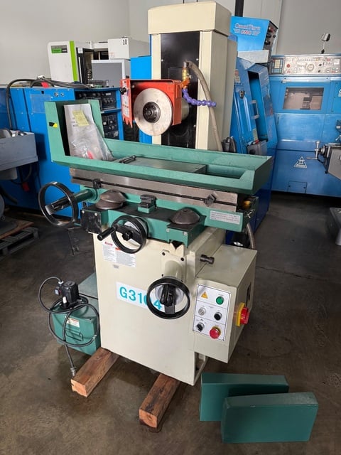Grizzly #G3104, Manual Surface Grinder, 20-1/2" x 6-7/8" x 10-3/4" travel, 2 HP, 7" x 0.75" x 1-1/4" grind - Image 1