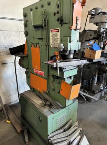 5" x 5" x 1/2" Peddinghaus #Peddiworker-1050, Hydraulic Ironworker, 105 Ton, 10" throat, 3/4"-1-1/4" hole - Image 1
