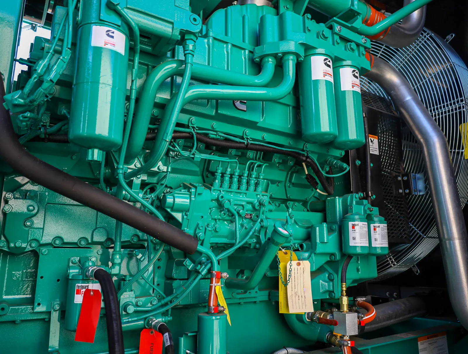 1000 KW Cummins #DQFAD, Diesel Generator, 1729 amps, 1800 RPM, 277/480 Volts, 3PH, 2025, New - Image 4