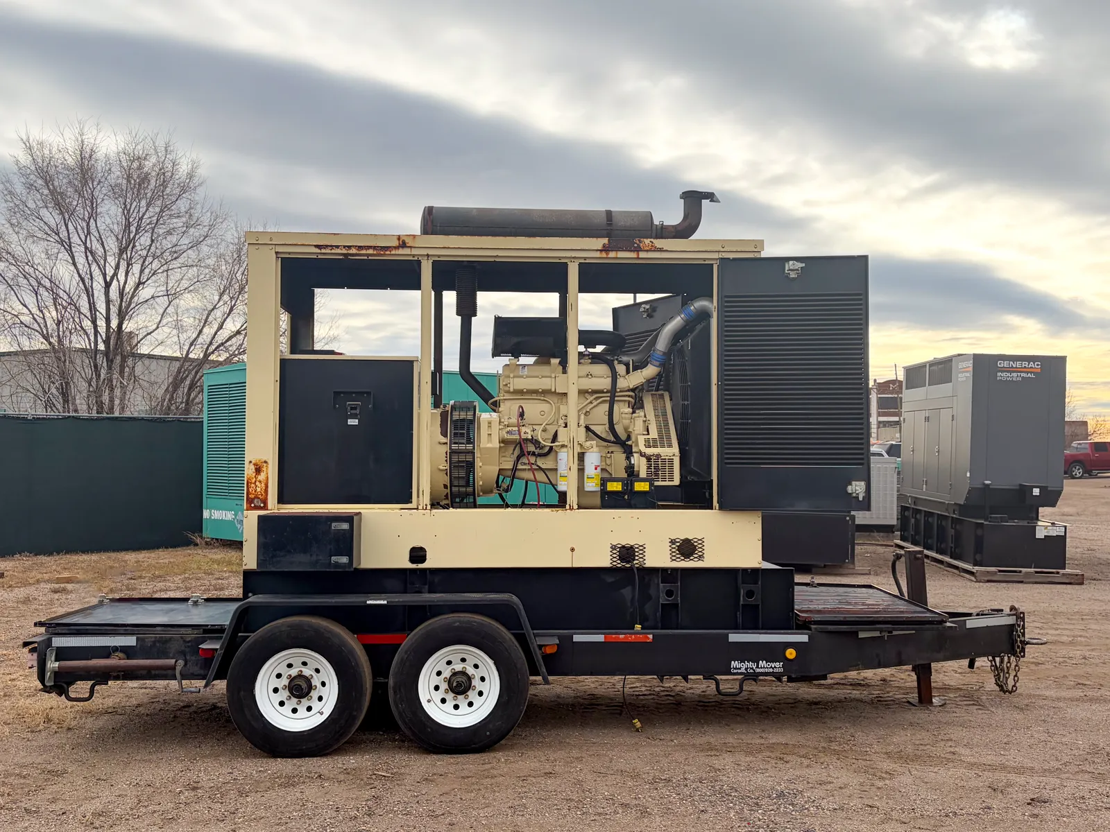 200 KW Kohler, Rehlko #200REOZV, Diesel Generator, 308 amps, 277/480 Volts, 3PH, 282 hours, 2005 - Image 3