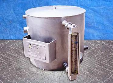Ross, Stainless Steel Header Tank, 2' L x 1' 10" width x 1' 4" H header tank, 1995 - Image 3