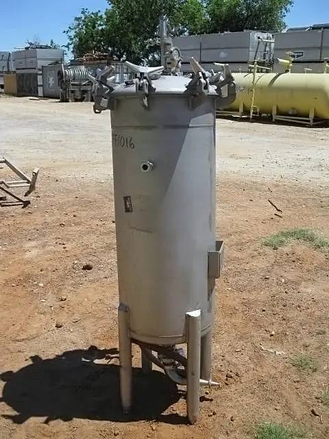47 gallon Axton Manufacturing Ltd, Stainless Steel Pressure / Vacuum Tank, 18" diameter x 43" straight wall - Image 7