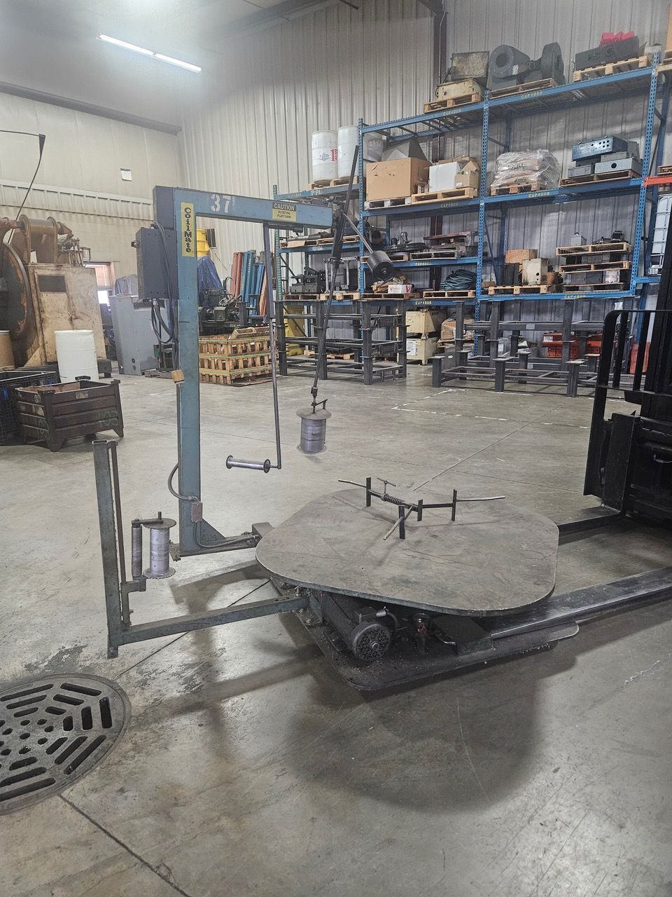 6000 lb. Coilmate #CM6048, motorized pallet decoiler, 48" outside dimension, loop Control, 1995 - Image 1