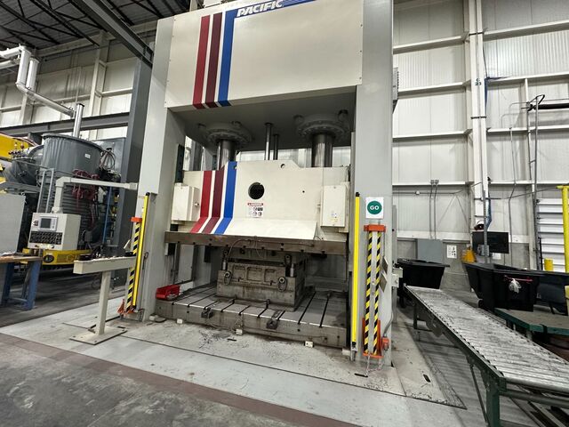 1350 Ton, Pacific #1350D-10/80, hydraulic press, 48" stroke, 66" daylight, 120" x80" bed, 1650 gallon - Image 1