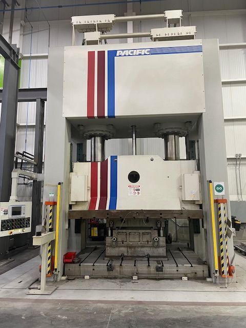 1350 Ton, Pacific #1350D-10/80, hydraulic press, 48" stroke, 66" daylight, 120" x80" bed, 1650 gallon - Image 6