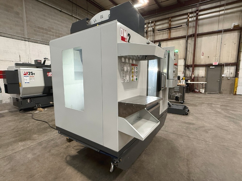 Haas #DM-2, CNC vertical machining center, 18 automatic tool changer, 28" X, 16" Y, 15.5" Z, 10000 RPM, #40 - Image 3