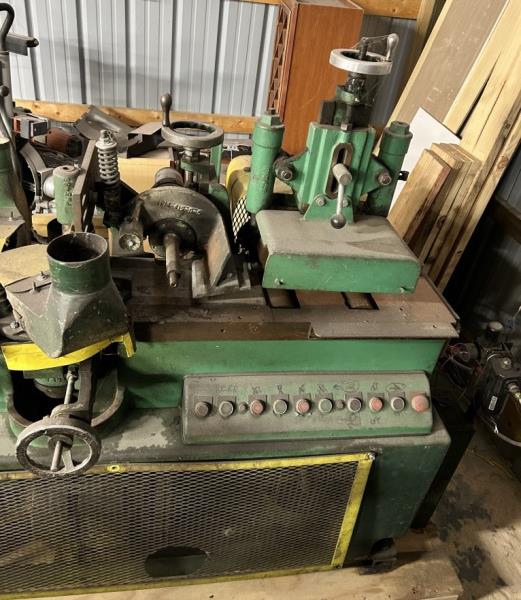 Paulson #6NB, 4-Head Moulder, 6" x 2" capacity, 7.5 HP, 8000 RPM, 1.25" spindle diameter, 10-75 FPM feed - Image 2