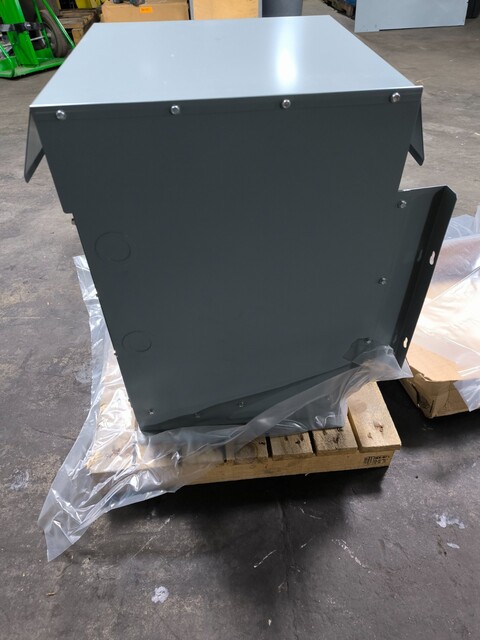 75 kVA, 600Y/346 Primary, 208Y/120 Secondary Hammond Y075QTCH3L0U, Autotransformer, H600Y-L208Y, 3PH, 3R - Image 8