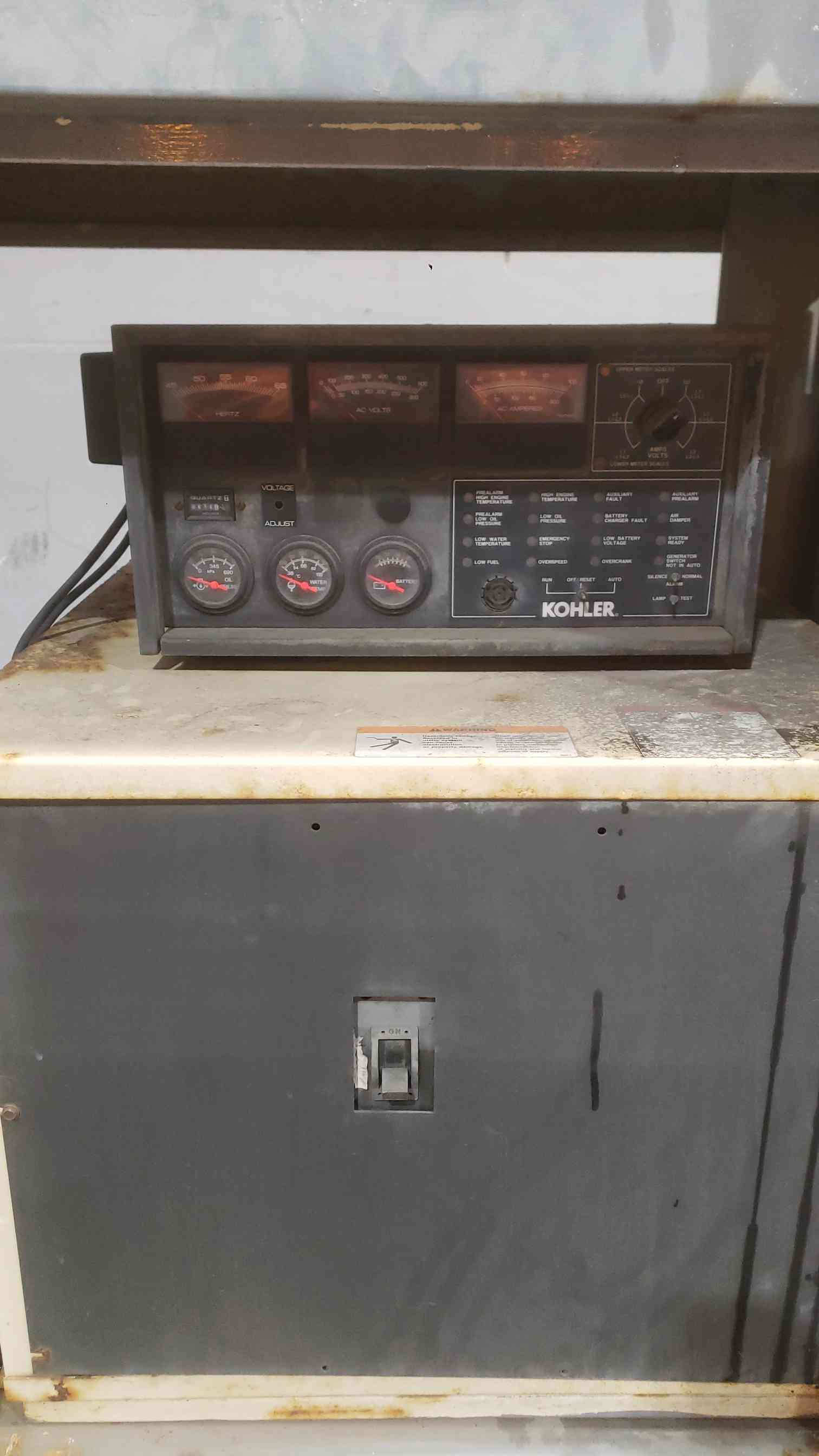 35 KW Kohler Ford #35RZ82, Nat Gas LP Generator, 1 & 3PH, 614 Hrs - Image 4