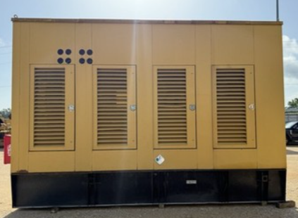 1000 KW Caterpillar #3508, Enclosed Generator Set, 2001 - Image 2
