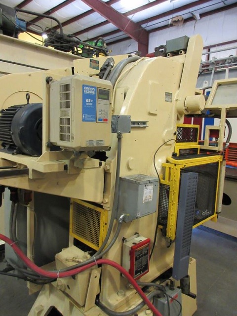 32 Ton, Minster #B1-32OBS press, 2" stroke, 9.75" Shut Height, air clutch & brake, automatic lubrication, 7.5 - Image 4