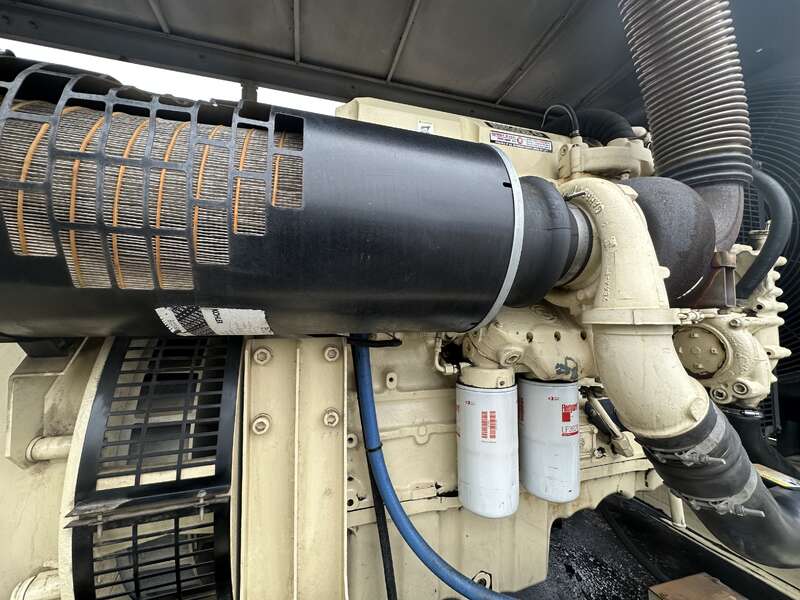 300 KW Kohler #300REOZD, diesel generator set, 277/480 Volts, 490 HP @ 1800 RPM, 983 hours, Detroit Diesel - Image 5