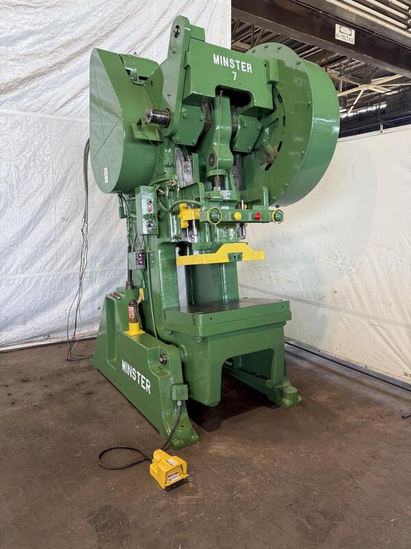 75 Ton, Minster #7, Back Gauge OBI press, 6" stroke, 14.5" Shut Height, 4" adj., 40 SPM, 36" x24" bed, air - Image 1