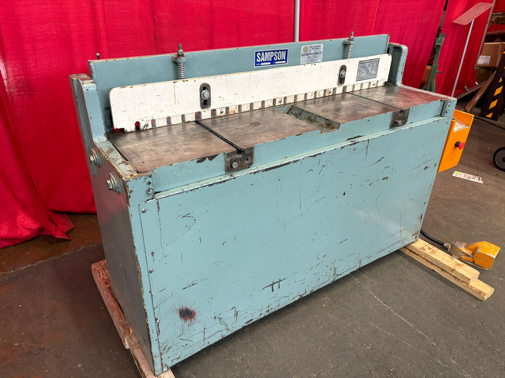 14 gauge x 4' Sampson #LB-414H, hydraulic power squaring shear, 24" Back Gauge, 40 SPM, 3 HP - Image 1