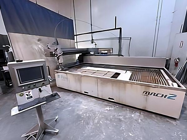 Flow, CNC waterjet, 60000 psi with granite hopper, 2012 - Image 1
