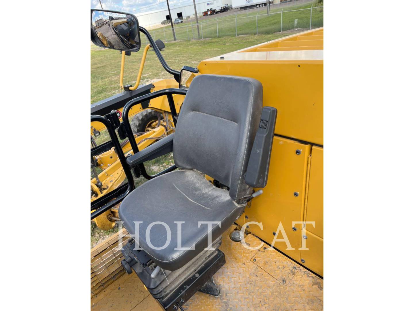 Caterpillar PM620, Vibratory Single Drum Asphalt, 379 hours, S/N: FG400364, 2024 - Image 8