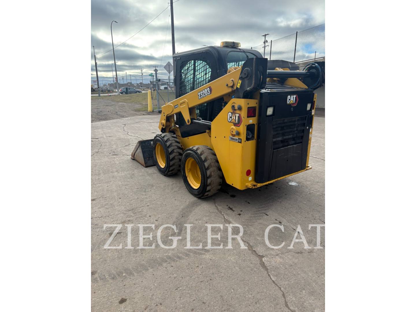 Cat 232D3, Skid Steer Loader, 636 hours, S/N: GJ500177, 2021 - Image 4