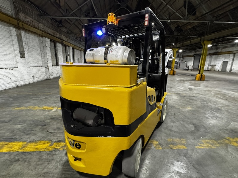 15500 lb. Yale #GLC155, Forklift, w/84" Cascade Paper Roll Clamp, 94" Low/150" Lift Triplex Mast, 13400 - Image 9