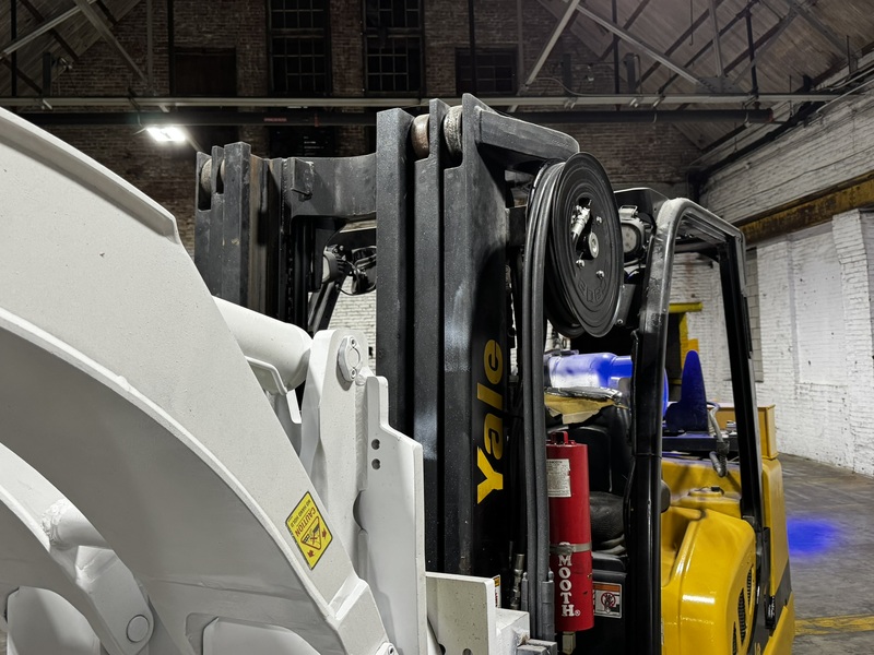 15500 lb. Yale #GLC155, Forklift, w/84" Cascade Paper Roll Clamp, 94" Low/150" Lift Triplex Mast, 13400 - Image 10