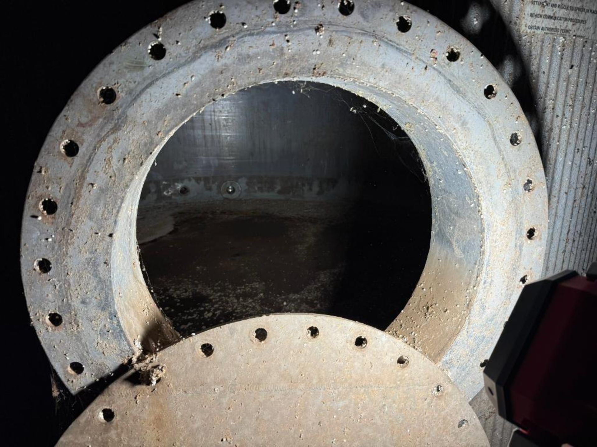12000 gallon Stainless Steel Tank - Image 4