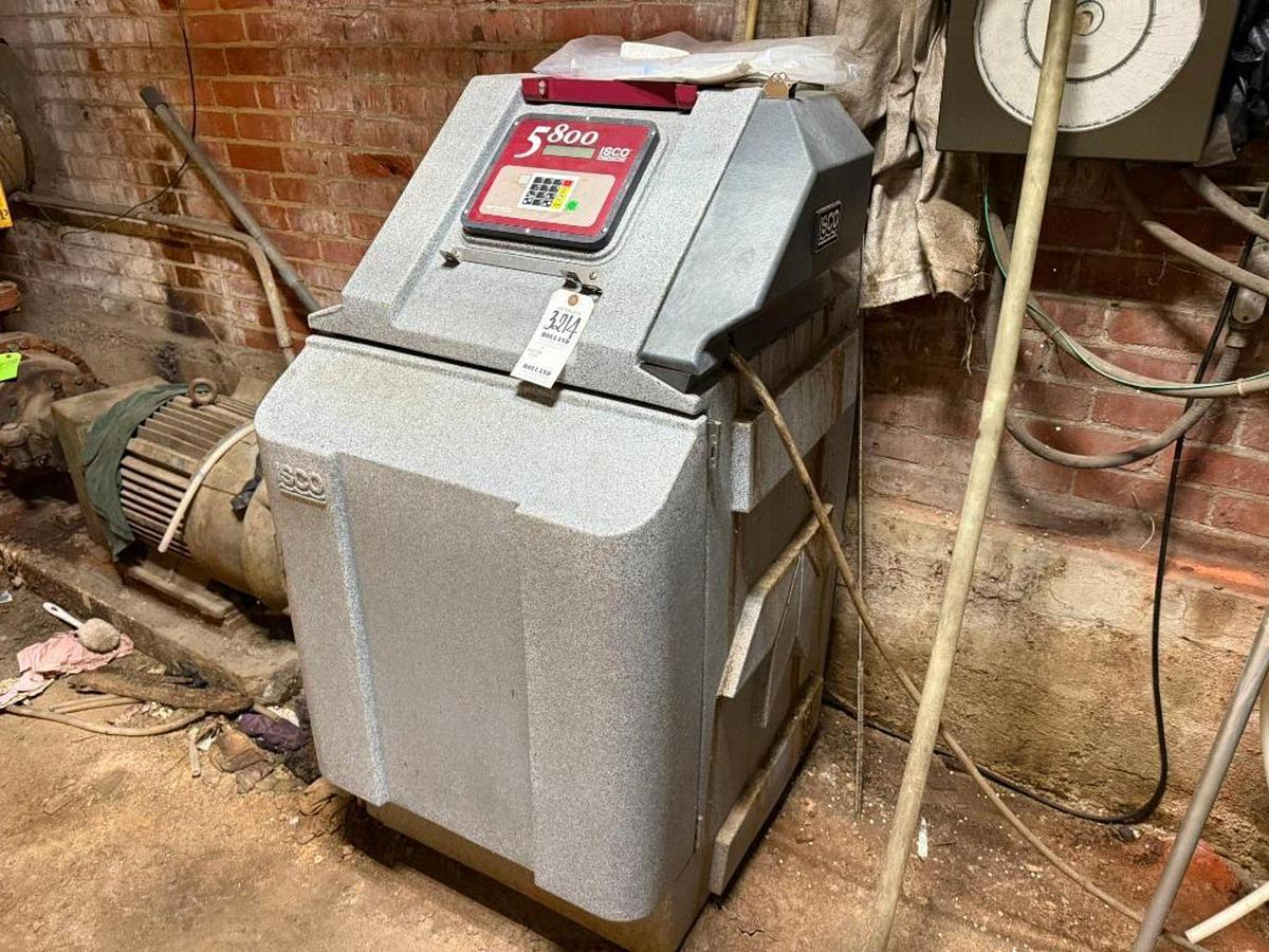 Teledyne ISCO #5800, Refrigerated Water Sampler, R-134A, -20&deg;F to 120&deg;F Temp., (4) Digital Alarm Outputs - Image 1