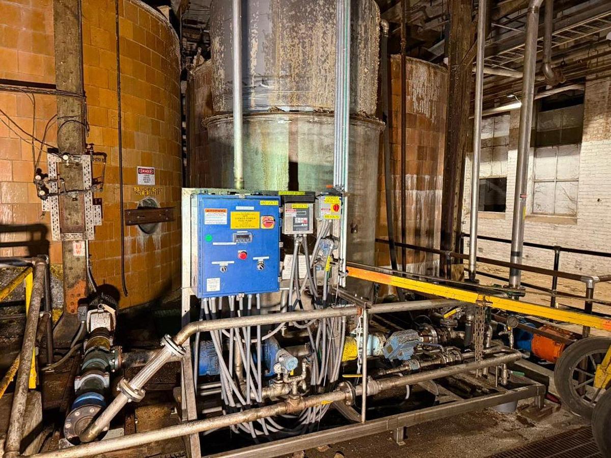 Complete Stainless Steel Starch Cooking System w/PanelView 1000 Controller & Moyno Pump - Image 9