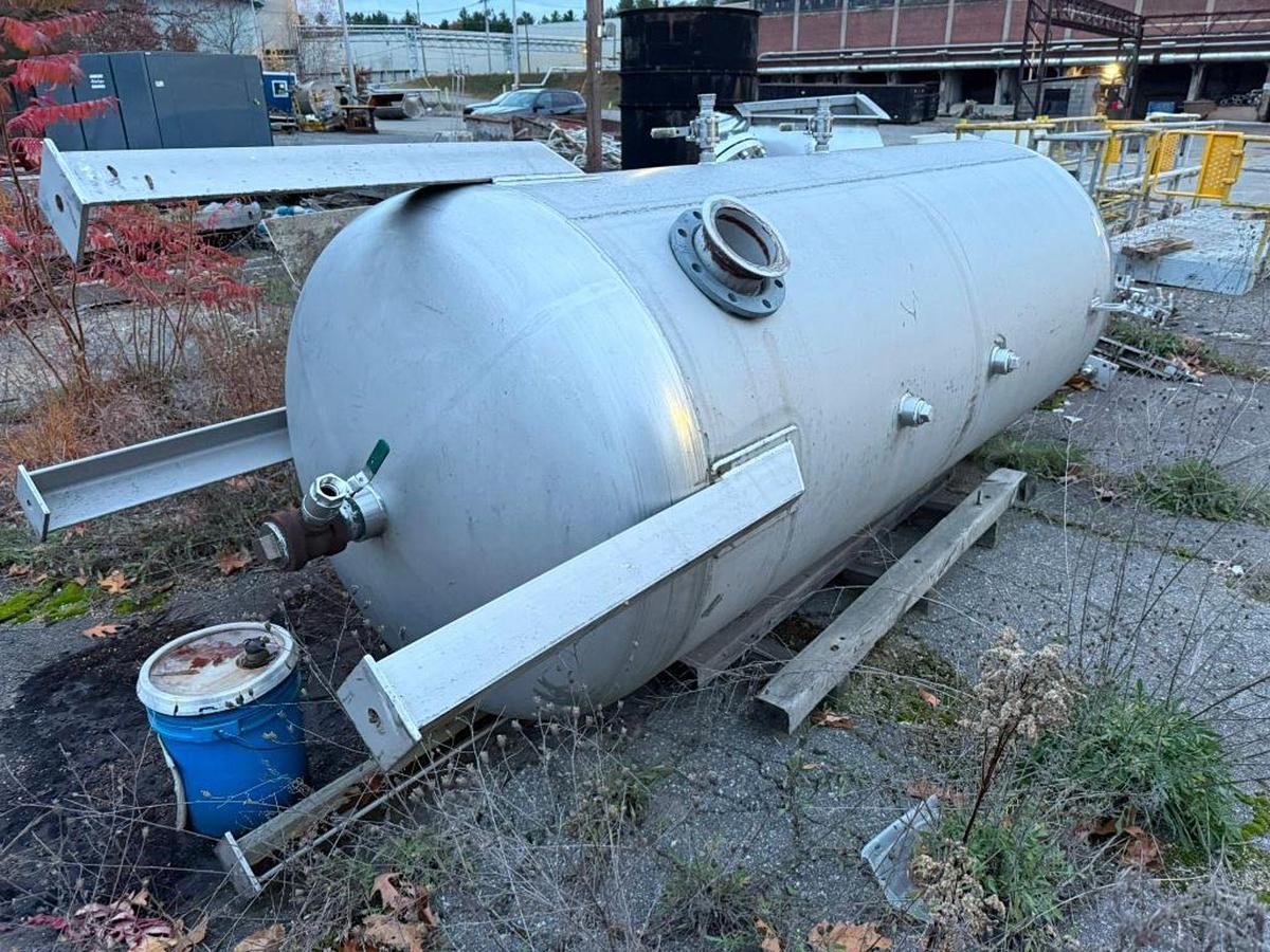 Inox Industries Inc. #906, Stainless Steel Pressure Tank, 21.5" diameter X 25" depth Size, 6.5" & 7" diameter - Image 4