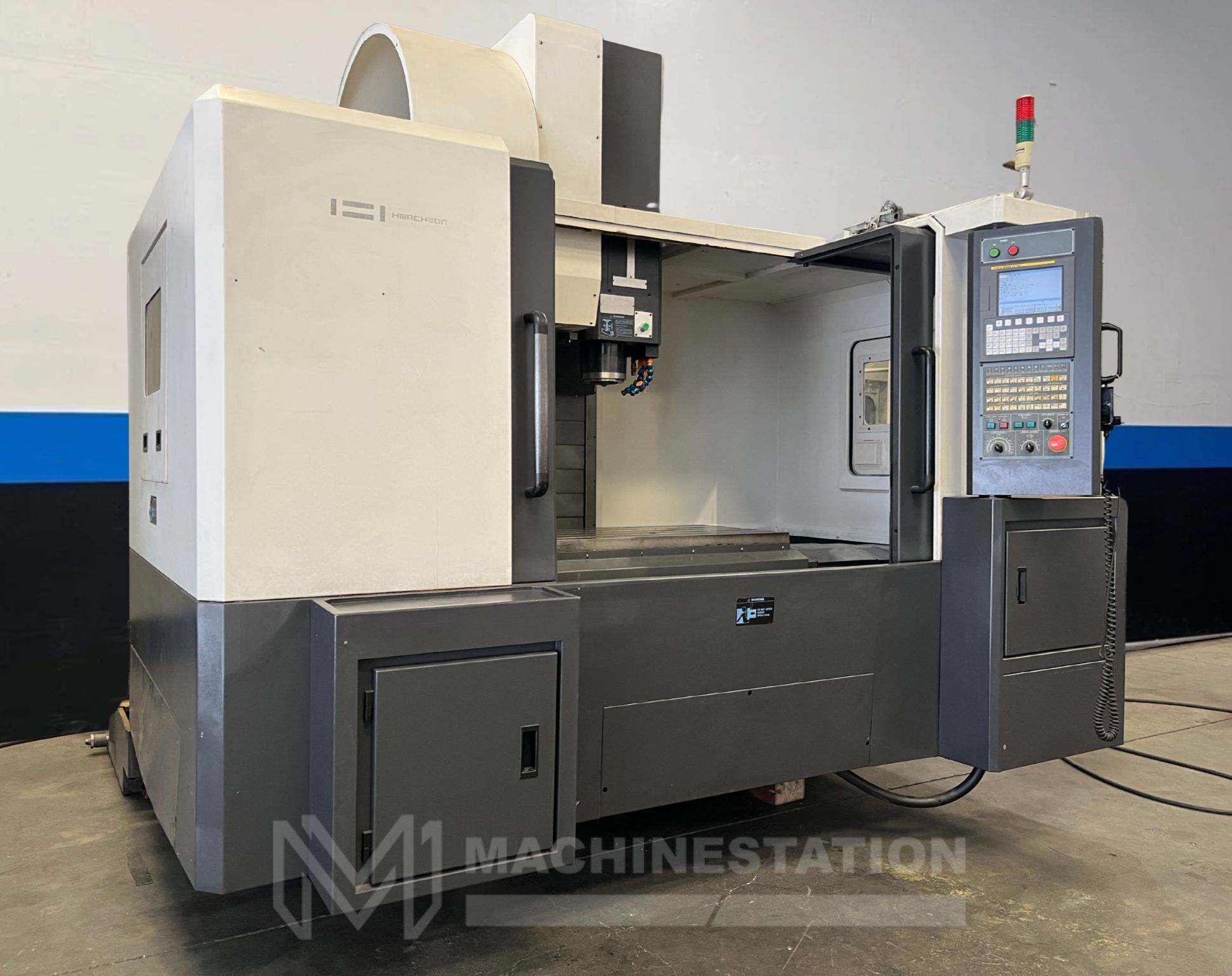 Hwacheon #Sirius-550, CNC vertical machining center, 30 side mount tool changer, 45.3" X, 21.7" Y, 21.7" Z - Image 2
