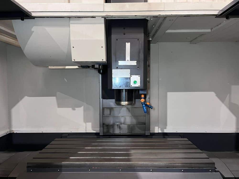 Hwacheon #Sirius-550, CNC vertical machining center, 30 side mount tool changer, 45.3" X, 21.7" Y, 21.7" Z - Image 7