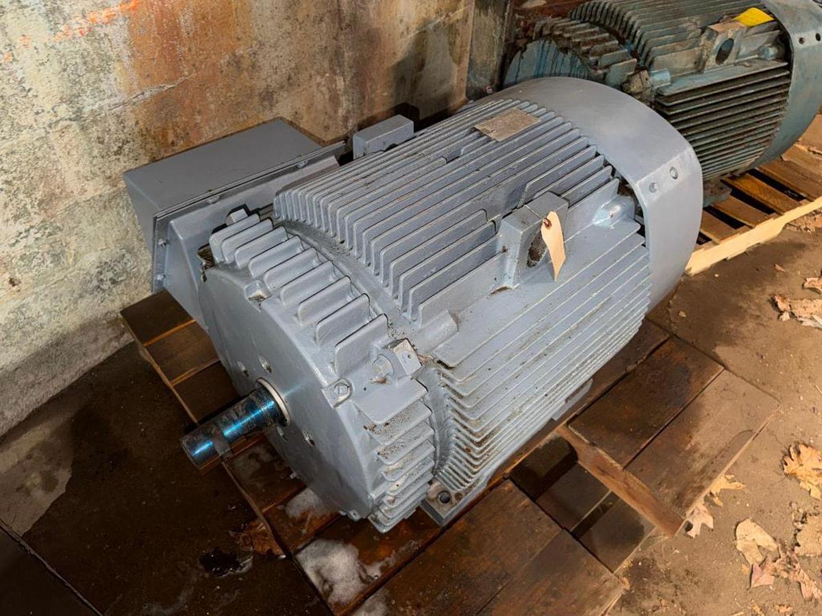 125 HP 1490 RPM General Electric Motors, AC Motor, Frame 445TS, 575 Volts, 3PH - Image 5