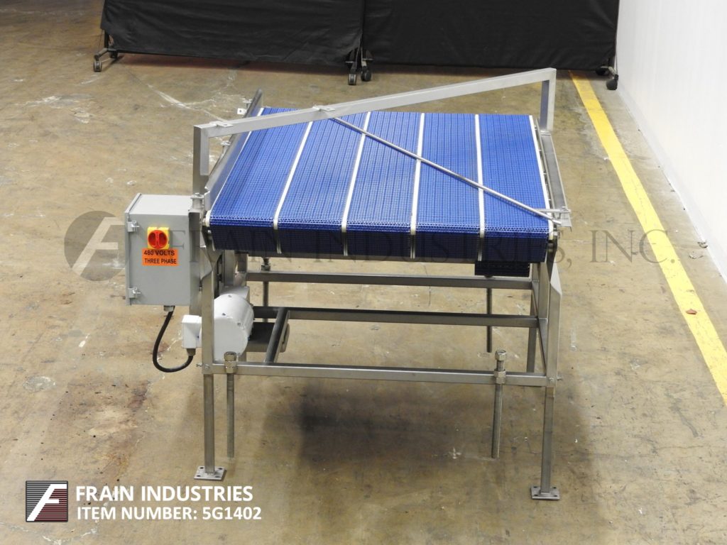 42" W x 68" L Stainless Steel, 5-lane accumulation table, 1-1/4"H adjustable product arm, 3-1/2"H guide rails - Image 4