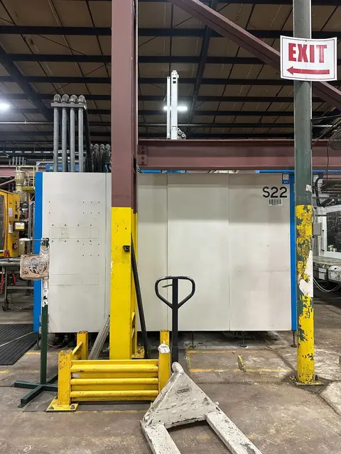 1600 Ton, 242 oz., Krauss Maffei #KM-1300-17200MX, horizontal plastic injection molder, 61.81" x50" tie bar - Image 10