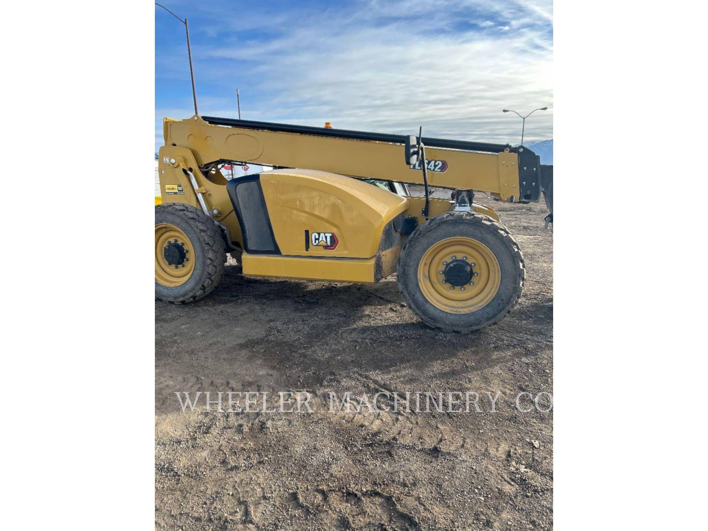 Cat TL642 CB, Telehandler, 1520 hours, S/N: T6900556, 2023 - Image 2