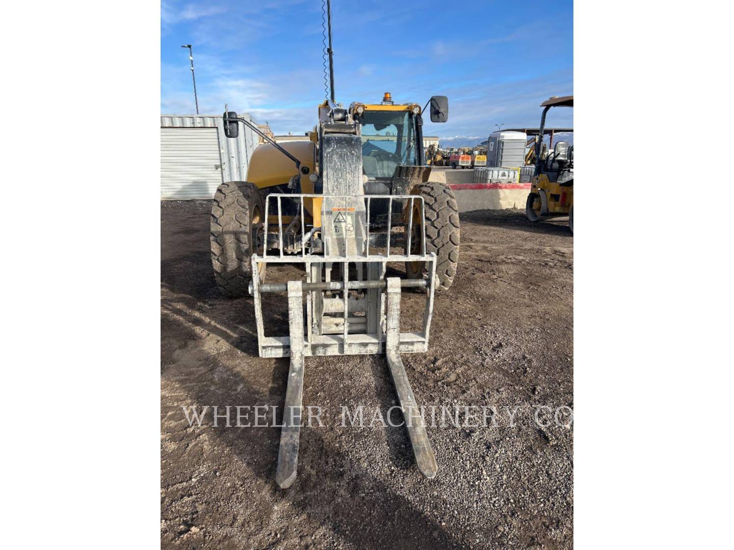 Cat TL642 CB, Telehandler, 1520 hours, S/N: T6900556, 2023 - Image 4